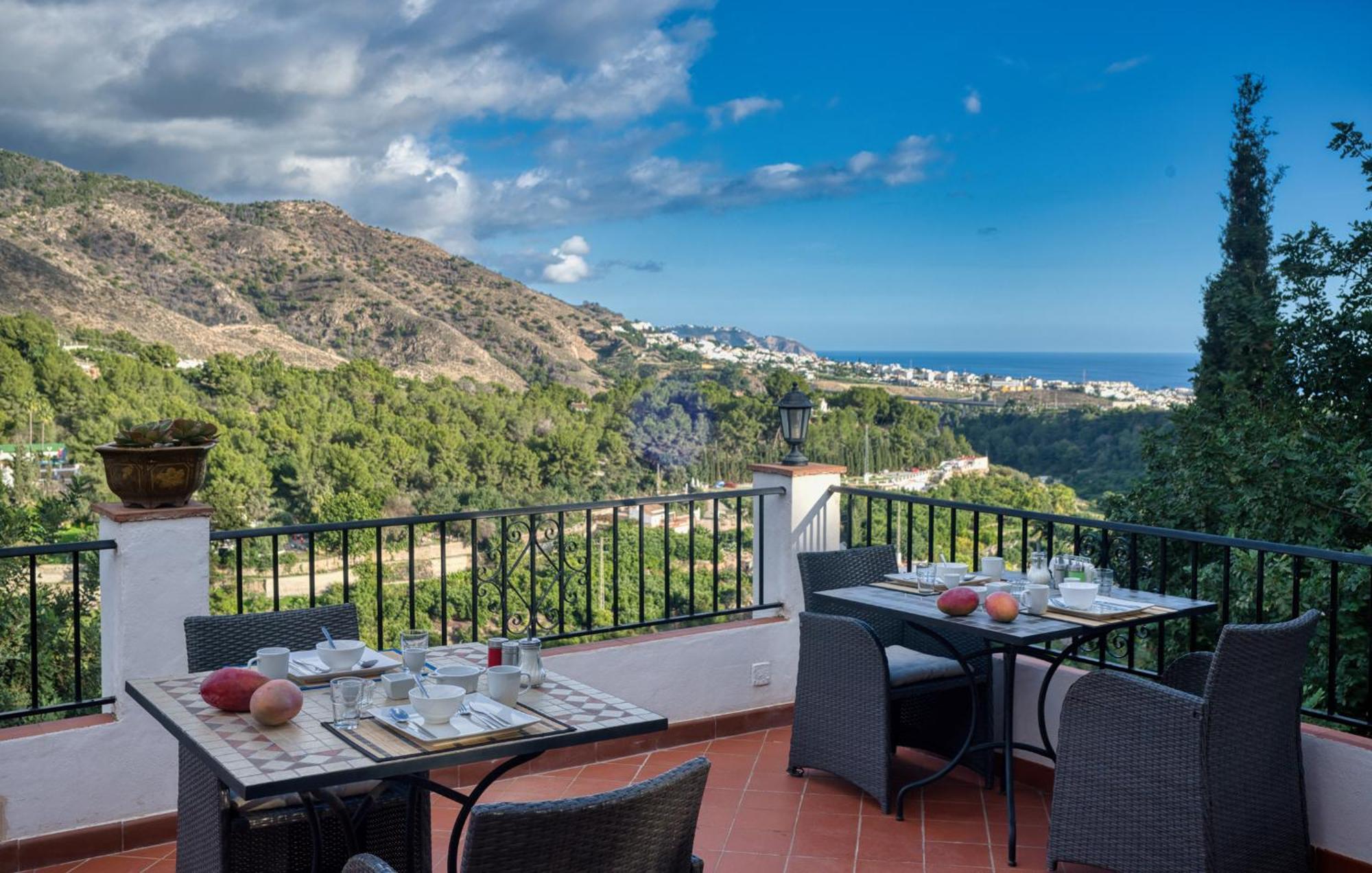 Villa Morera Bed & Breakfast Frigiliana Kültér fotó