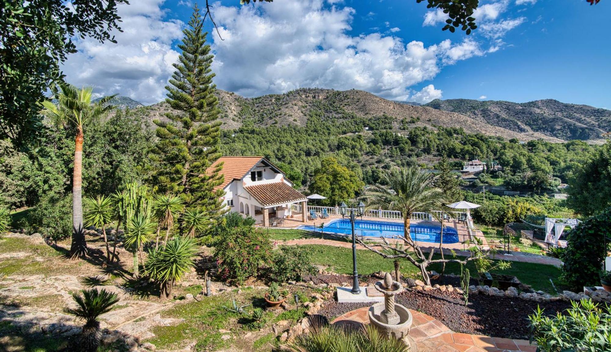 Villa Morera Bed & Breakfast Frigiliana Kültér fotó