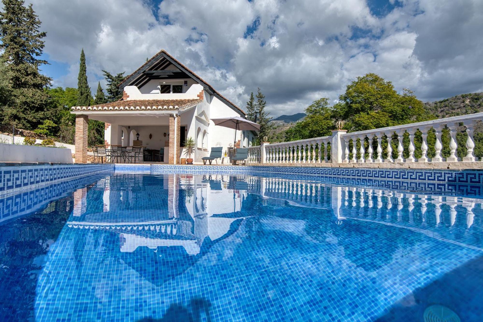 Villa Morera Bed & Breakfast Frigiliana Kültér fotó